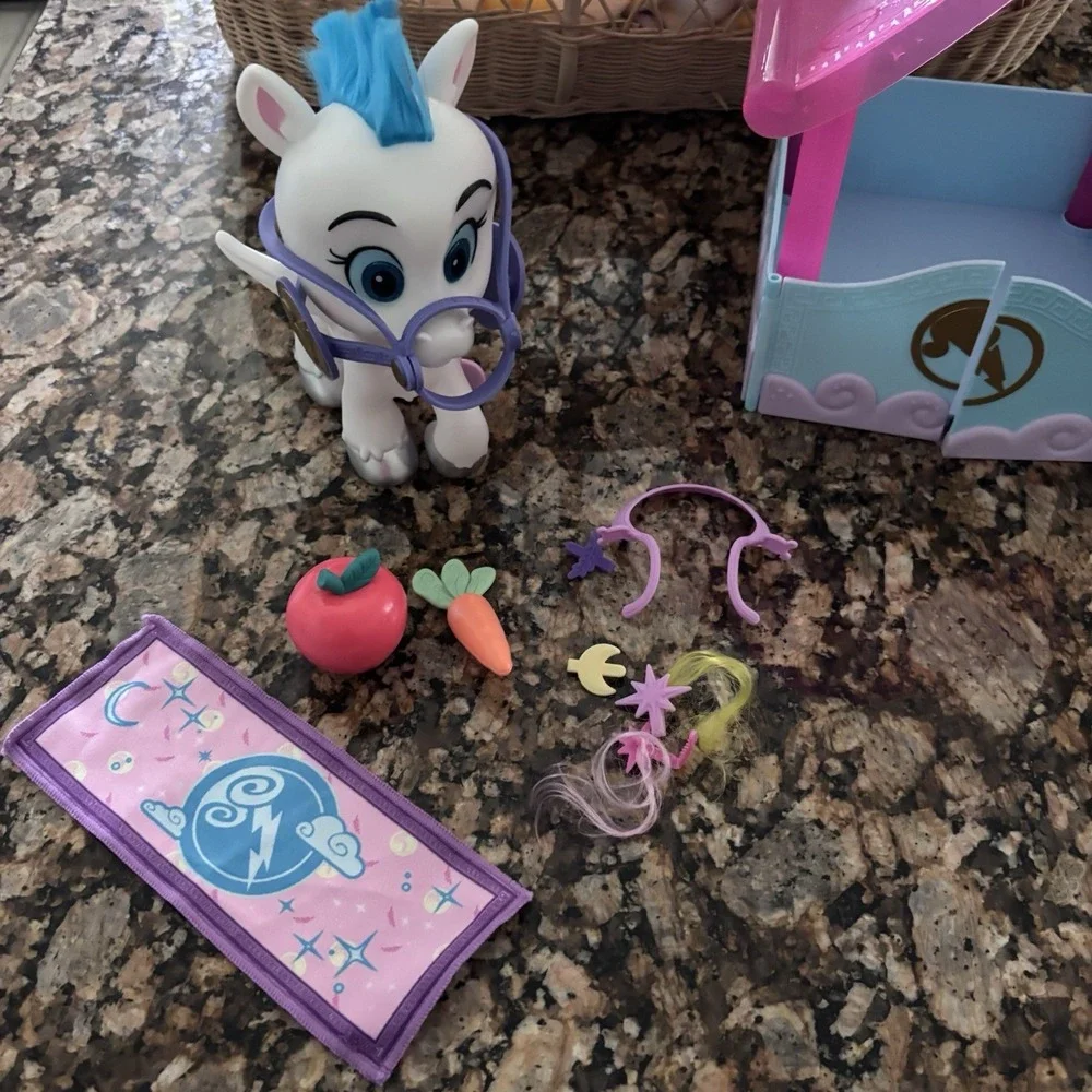 Disney Parks 2024 Pegasus Playset Hercules Toy Horse w/ Stable & Accessories